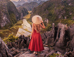 HOA LU, MUA CAVE AND TRANG AN